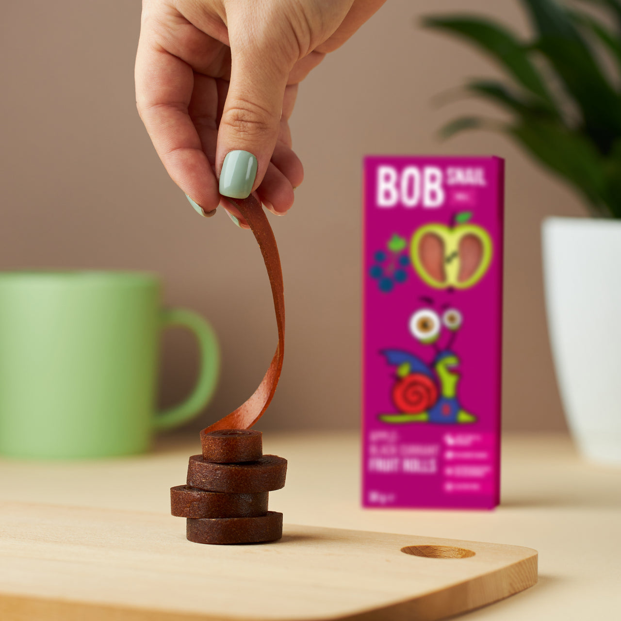 Bob Snail Fruchtrollen Apfel-Johannisbeere 24x30g AKTION