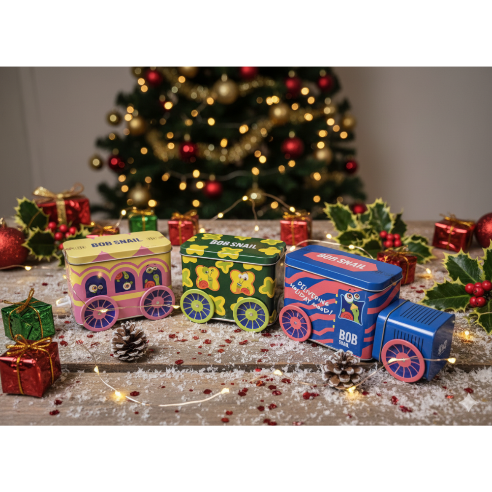 Bob Snail Weihnachtszug – 3-teiliges Fruchtsnack Geschenkbox Set Spielzeug und Stickerpack